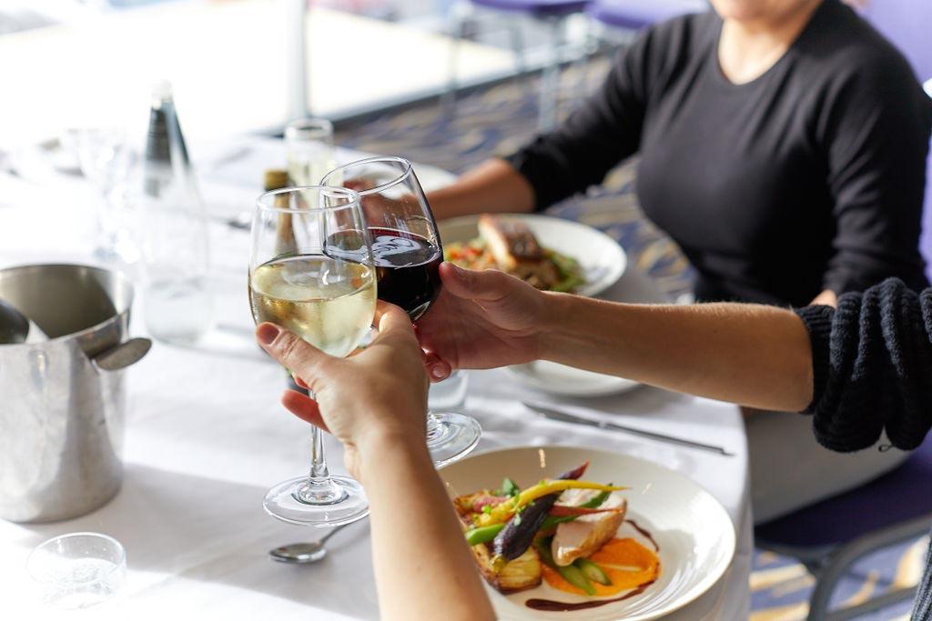 Restaurant Dining - Hillarys Yacht Club